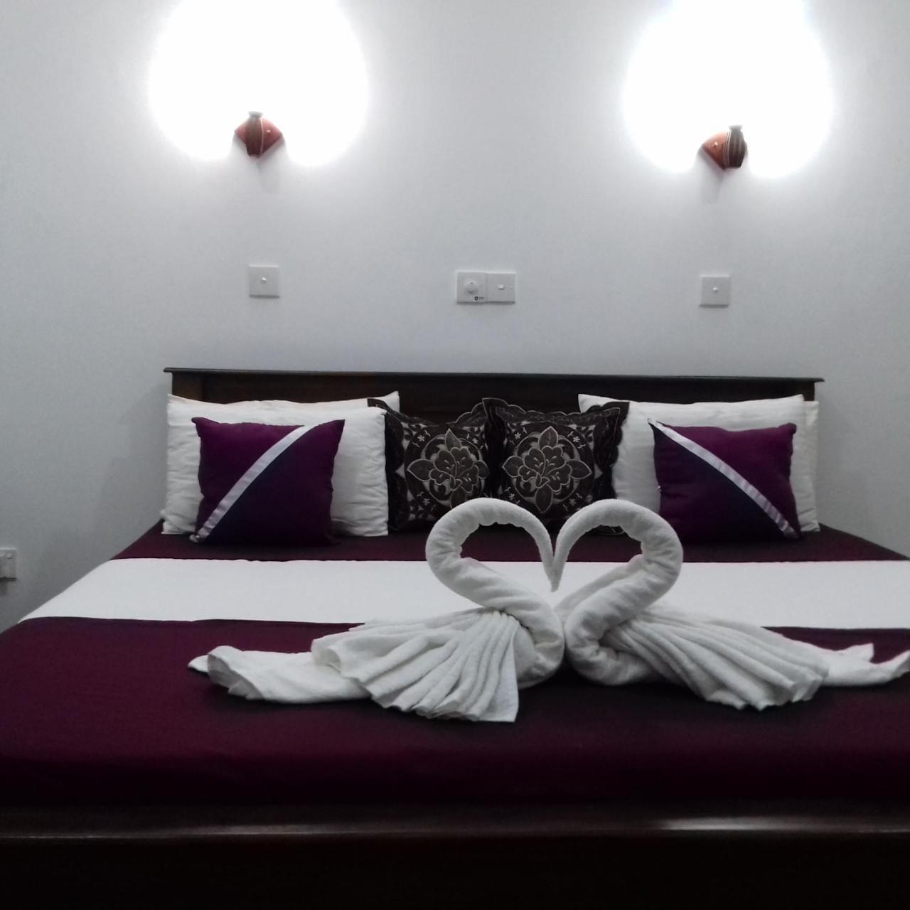 Rainbow Guest House Hikkaduwa Exterior foto