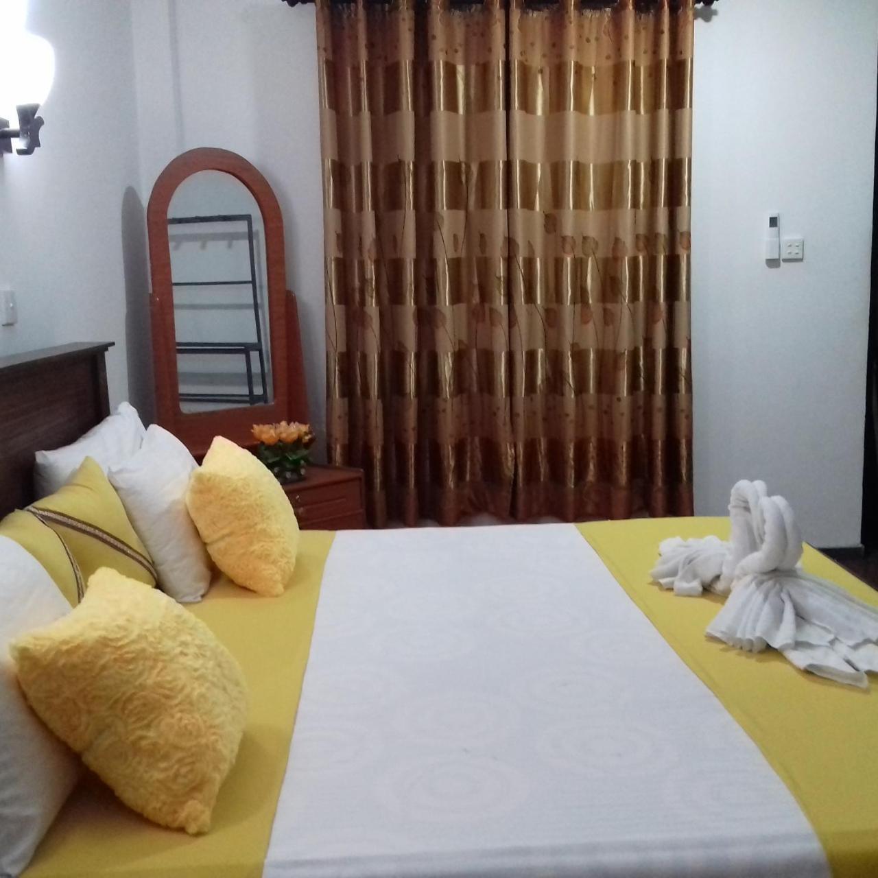 Rainbow Guest House Hikkaduwa Exterior foto