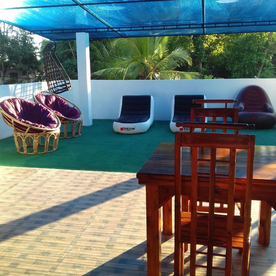 Rainbow Guest House Hikkaduwa Exterior foto