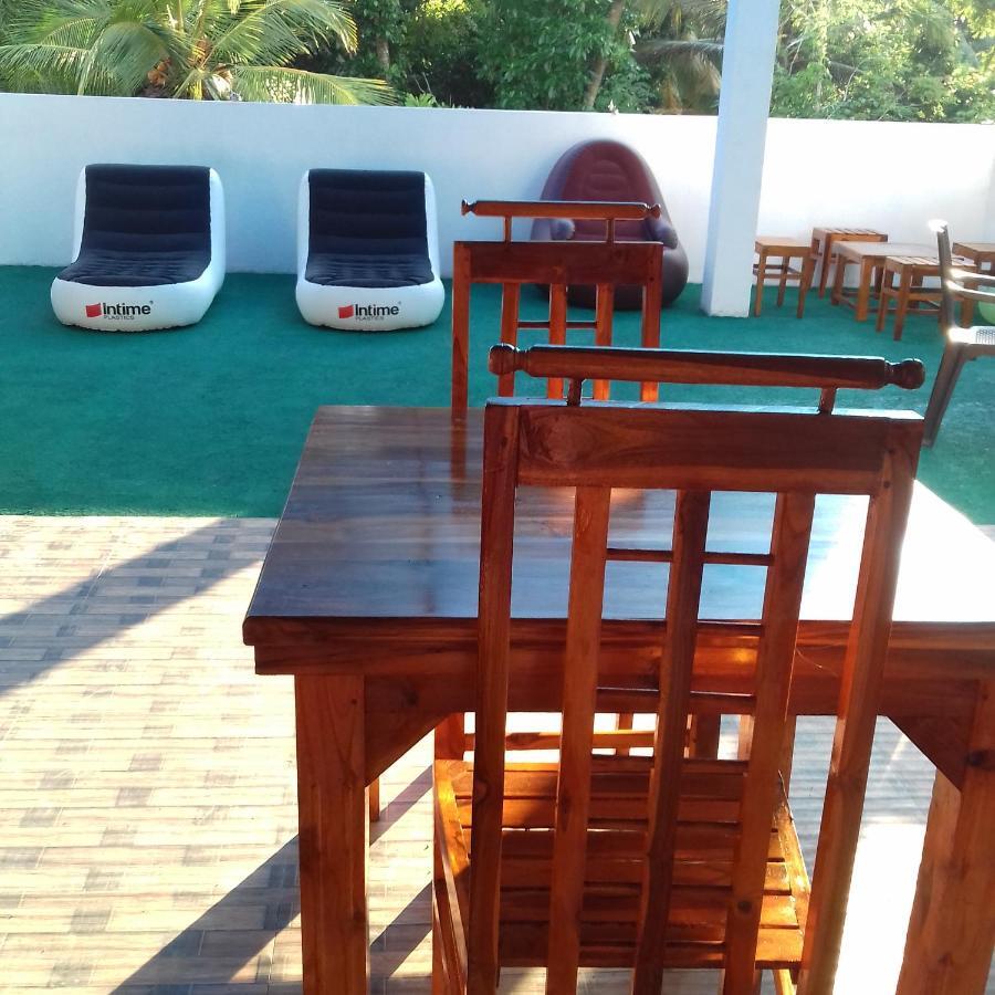 Rainbow Guest House Hikkaduwa Exterior foto